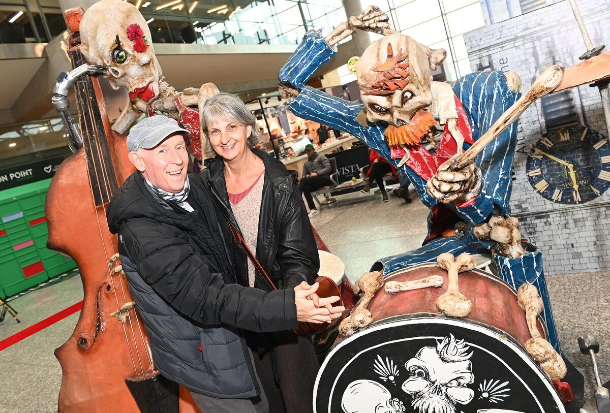  Martin McKenzie from Carrigaline greets Sheila Hind arriving from Glasgow for the Guinness Jazz Festival, at Cork Airport. Picture: Larry Cummins.