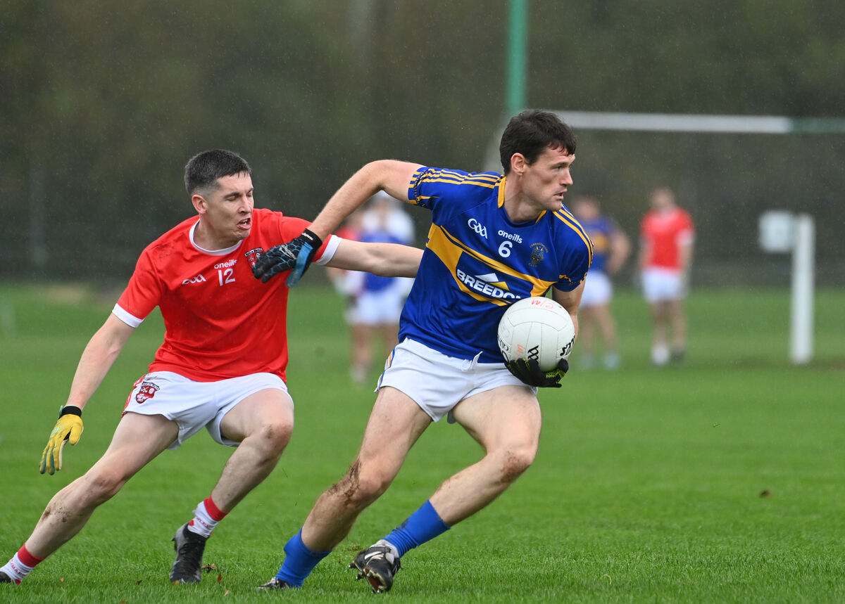 Padraic Hogan, Carrigtwohill gets away from Liam Martin, Castlemartyr. Picture: Larry Cummins Padraic Hogan, Carrigtwohill gets away from Liam Martin, Castlemartyr. Picture: Larry Cummins