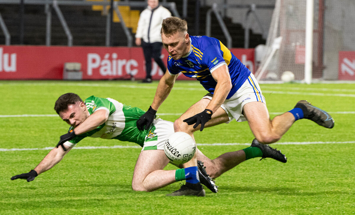 Kilshannig's Darragh O'Sullivan clashes with Aghabullogue's Paul Dilworth. Picture: Howard Crowdy Kilshannig's Darragh O'Sullivan clashes with Aghabullogue's Paul Dilworth. Picture: Howard Crowdy