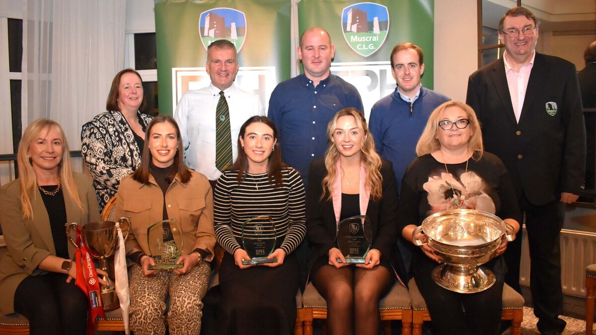 Clíona Healy, Méabh Murphy and Emma Flanagan with Marie Casey of EPH Controls and members of the adjudicating team, Enda Linehan, Anne O'Riordan, Diarmuid Kirwan, Colm Vaughan, Barry O'Mahony and John Feeney. Picture: Mike English Clíona Healy, Méabh Murphy and Emma Flanagan with Marie Casey of EPH Controls and members of the adjudicating team, Enda Linehan, Anne O'Riordan, Diarmuid Kirwan, Colm Vaughan, Barry O'Mahony and John Feeney. Picture: Mike English