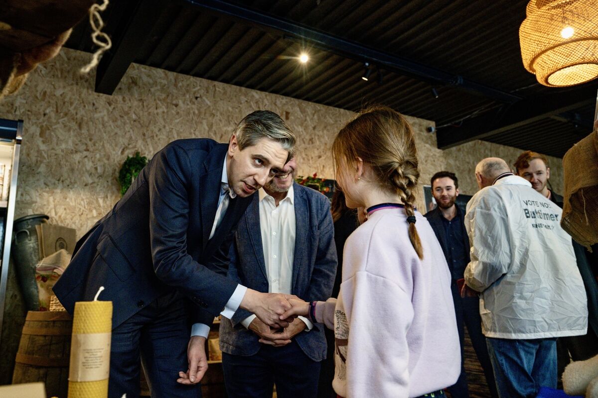 Taoiseach Simon Harris canvasses with Jerry Buttimer in Cork’s Marina Market on Monday. Picture: Chani Anderson Taoiseach Simon Harris canvasses with Jerry Buttimer in Cork’s Marina Market on Monday. Picture: Chani Anderson
