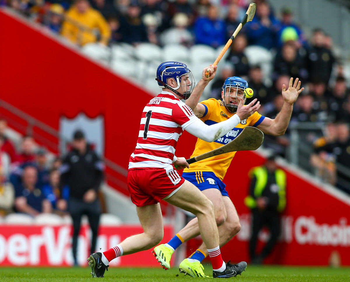 Cork’s Patrick Colins passes away from Clare’s Shane O’Donnell. Picture: INPHO/Ken Sutton Cork’s Patrick Colins passes away from Clare’s Shane O’Donnell. Picture: INPHO/Ken Sutton