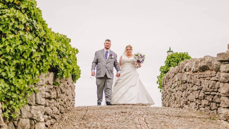 Wedding of the Week: Cork bride met ‘The One’ on Tinder