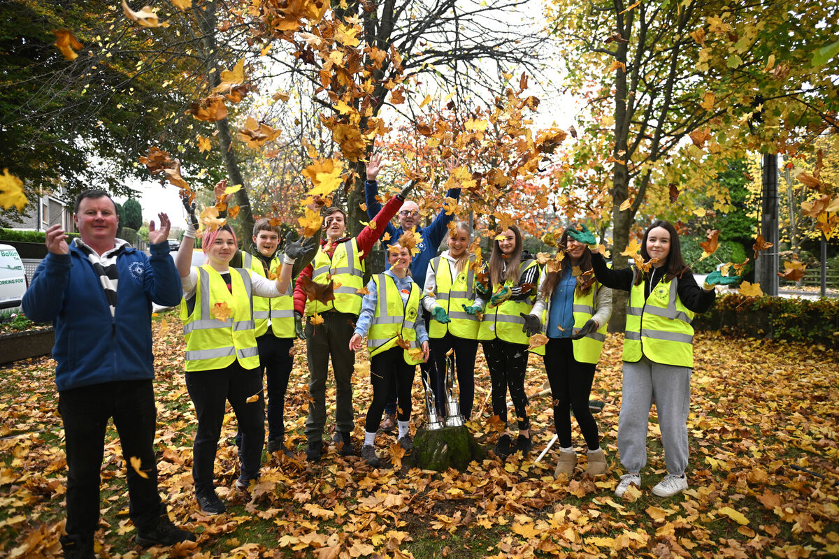  Members of Ballincollig Tidy Towns starting another clean up. Included are from left, Denis O'Leary with TY students, Ava, Cillian, Liam, Audrey, Eadaoin O'Connell,Hannah Rose, Sinead and Emelia with Ballincollig Tidy Towns Chairman Tom Butler. Picture Dan Linehan