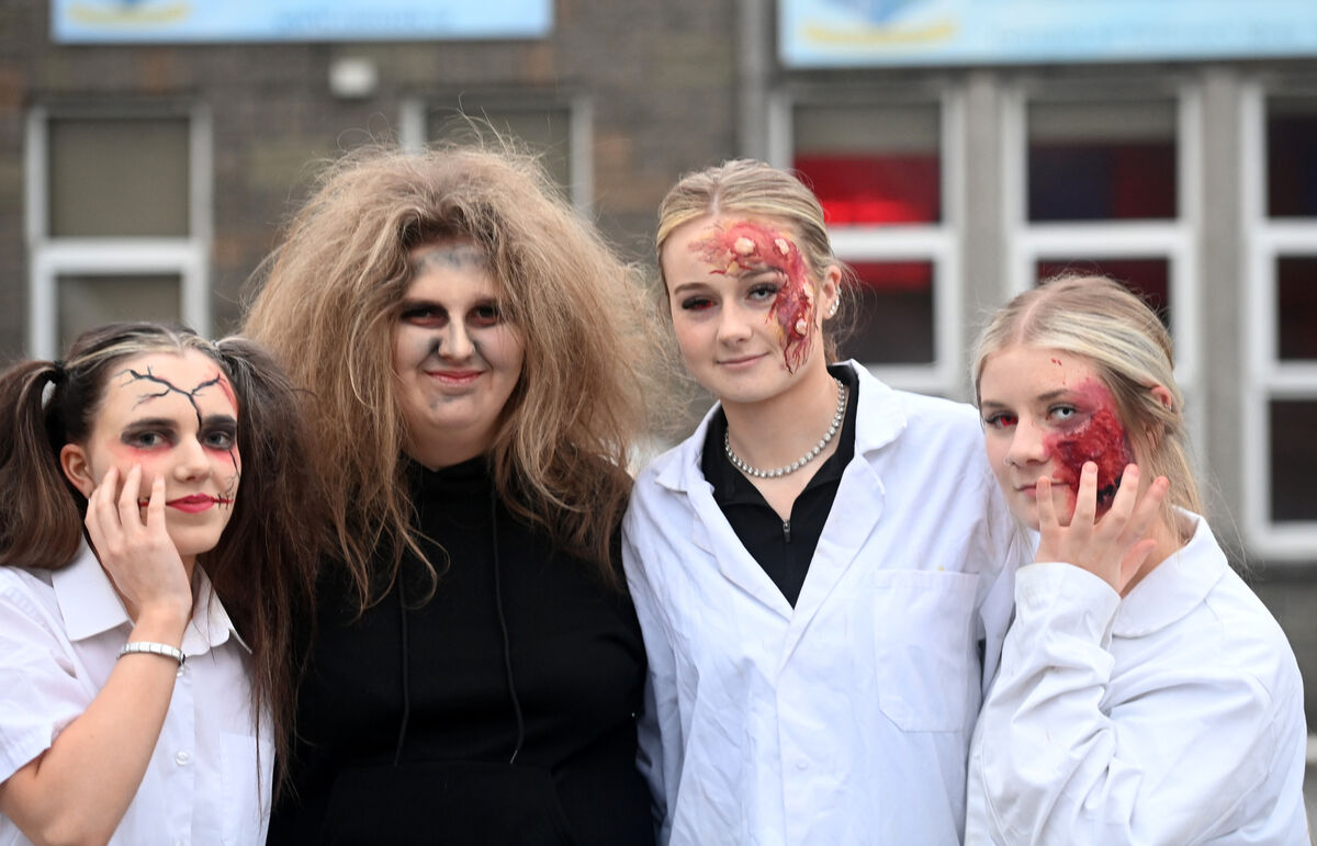 Students Ella O’Brien, Sophie Keohane, Morgan Twohig, and Amelia Ryba having fun at the fundraiser. Students Ella O’Brien, Sophie Keohane, Morgan Twohig, and Amelia Ryba having fun at the fundraiser.