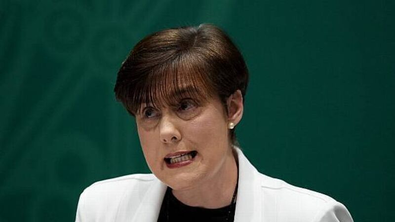 Foley denies misleading Dáil over encounter with phone pouch company executive Foley denies misleading Dáil over encounter with phone pouch company executive