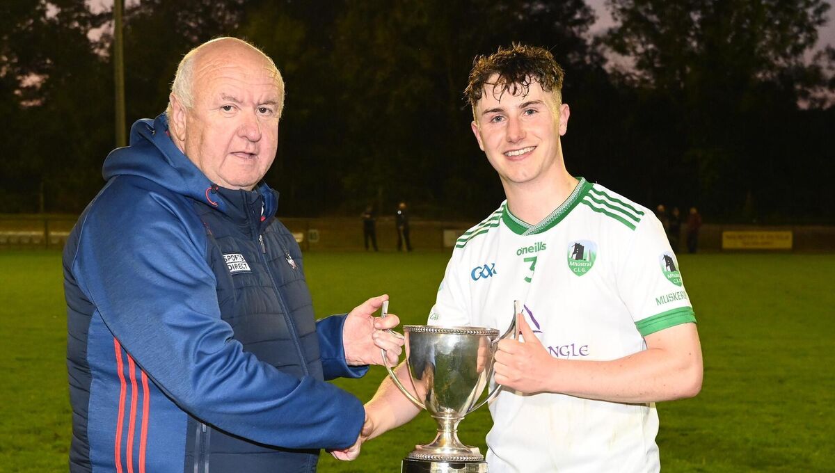 Noel O'Callaghan, Cork county board presents the Tadhg Crowley Cup to Muskerry captain Eoghan Lehane. Picture: Eddie O'Hare Noel O'Callaghan, Cork county board presents the Tadhg Crowley Cup to Muskerry captain Eoghan Lehane. Picture: Eddie O'Hare