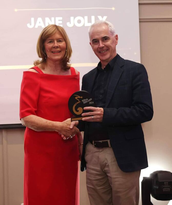 Swim Ireland chairman Cathal Marley presenting the Swim Ireland Masters Swimmer of the Year to Jane Jolly. Picture: INPHO/Bryan Keane