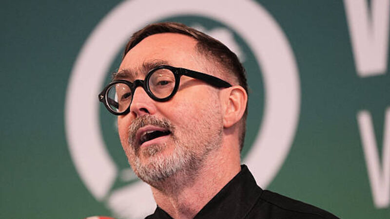 Sinn Féin calls for end to Fine Gael and Fianna Fáil ‘stranglehold’ on housing Sinn Féin calls for end to Fine Gael and Fianna Fáil ‘stranglehold’ on housing