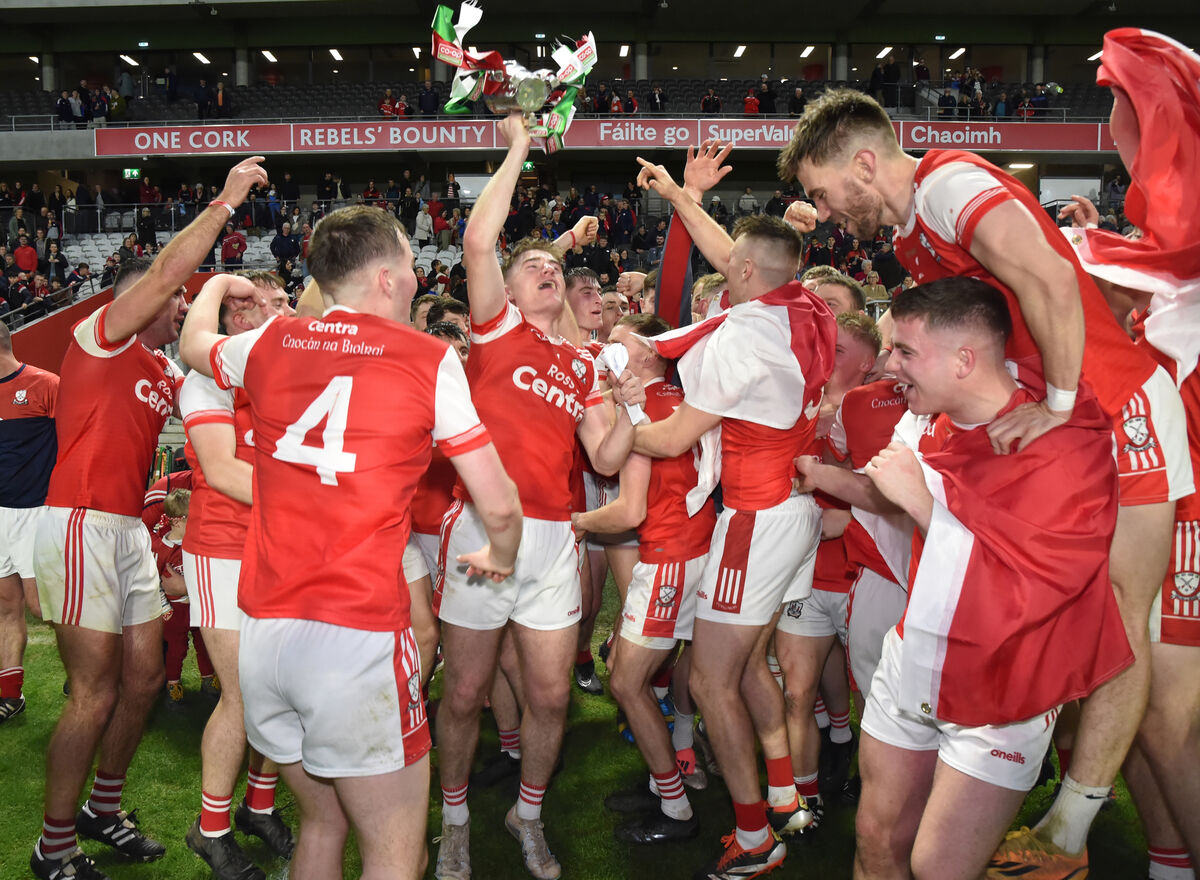 Watergrasshill captain Seán Desmond and players after defeating Carrigaline in the Co-Op SuperStores Cork PIHC final. Picture: Eddie O'Hare