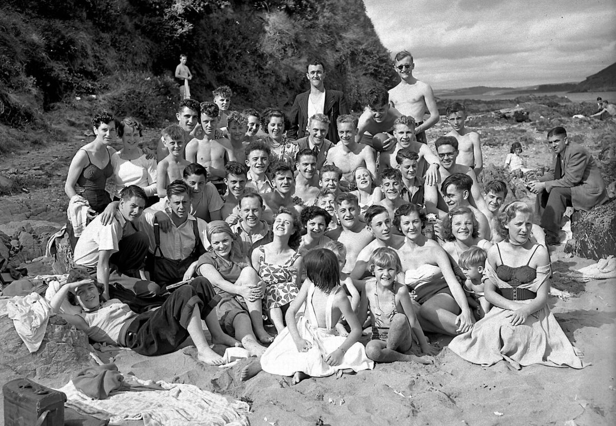 A group of people on holiday in Crosshaven on August 2, 1953. Noel Dillon has written a book based n his memories of life in the town A group of people on holiday in Crosshaven on August 2, 1953. Noel Dillon has written a book based n his memories of life in the town