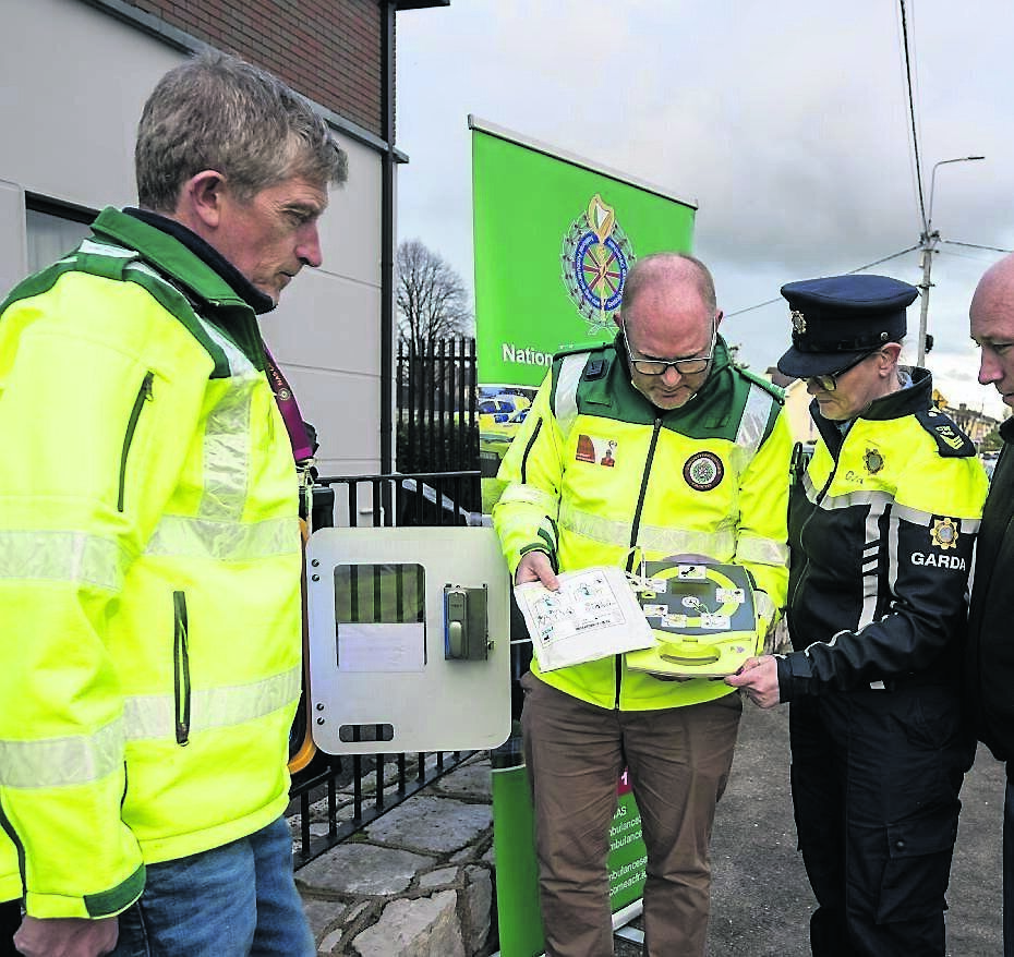 Community First Responders Craig Flanagan and Iain Grant together with Sargent Gillian Meany and Mark Lynch examine the new defibrillator which has been installed outside Midleton garda station, on Oliver Plunkett Place. Picture Chani Anderson Community First Responders Craig Flanagan and Iain Grant together with Sargent Gillian Meany and Mark Lynch examine the new defibrillator which has been installed outside Midleton garda station, on Oliver Plunkett Place. Picture Chani Anderson