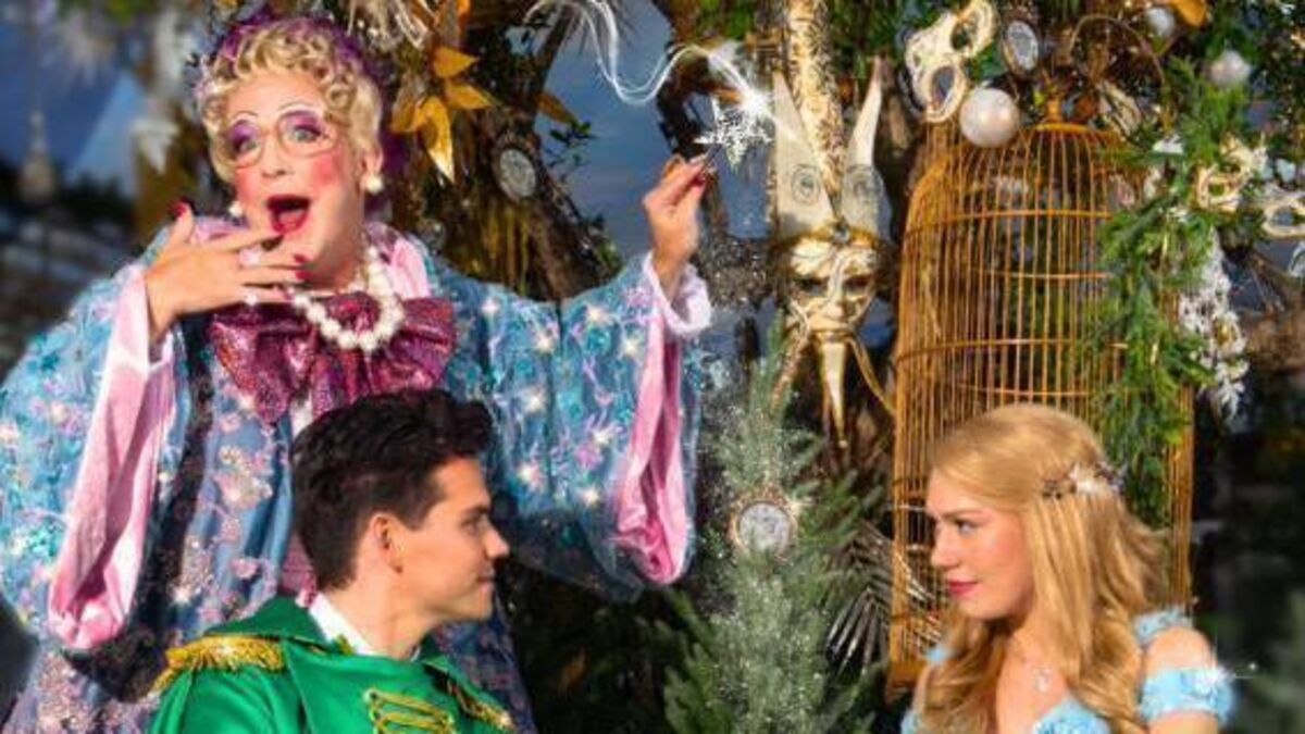 Review: 'A ball for all the family! Cinders gets my vote...'