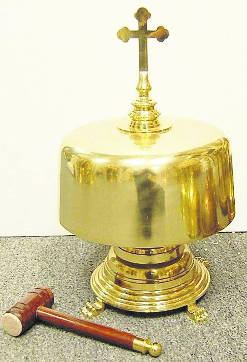 The bell at Glounthaune back then was a large circular brass one with a cross at the centre top