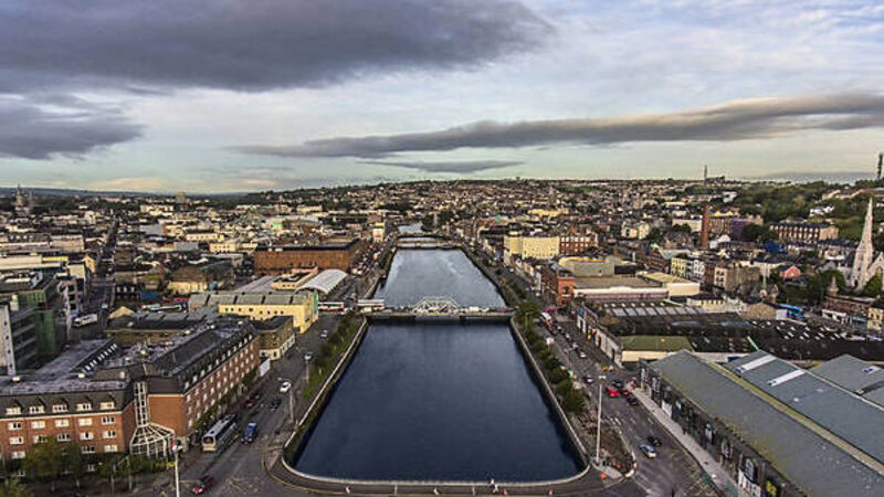 Woman found unresponsive in Cork street dies in hospital