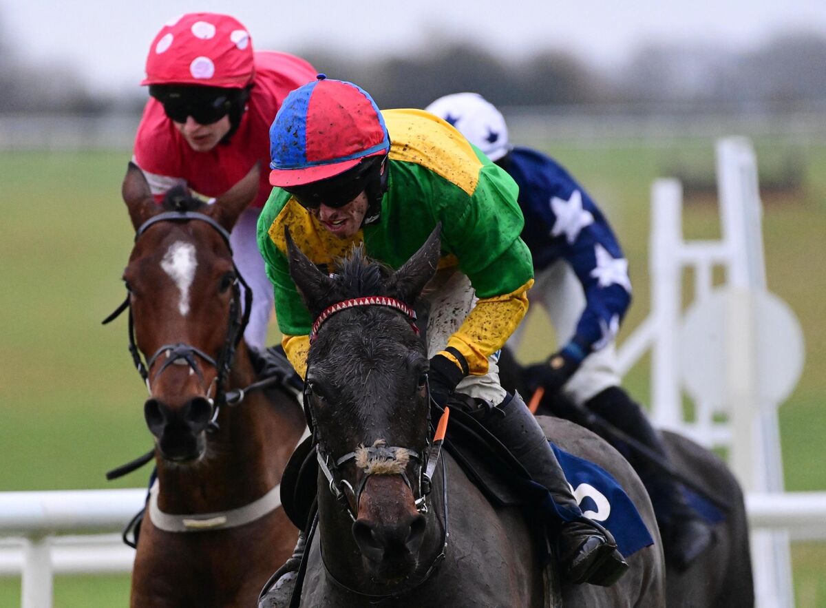 Therellbguddaysyet and Darragh O'Keeffe win the Killinan Maiden Hurdle. Picture: Healy Racing.