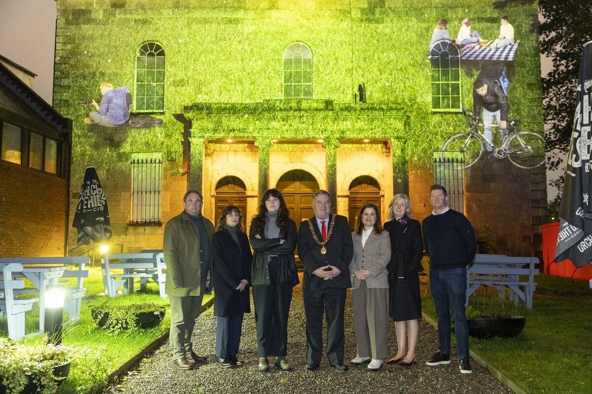 Tony Sheehan, Triskel Christchurch; Ruth Hogan, National Sculpture Factory; Artist, Elinor O’Donovan; Lord Mayor Cllr Dan Boyle; Michelle Carew, Cork City Council; Colin Hindle, Failte Ireland; Director of Services Rebecca Loughry Cork City Council. Picture: Clare Keogh