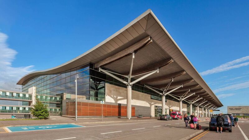 Aer Lingus to discontinue flights to Amsterdam from Cork Airport 