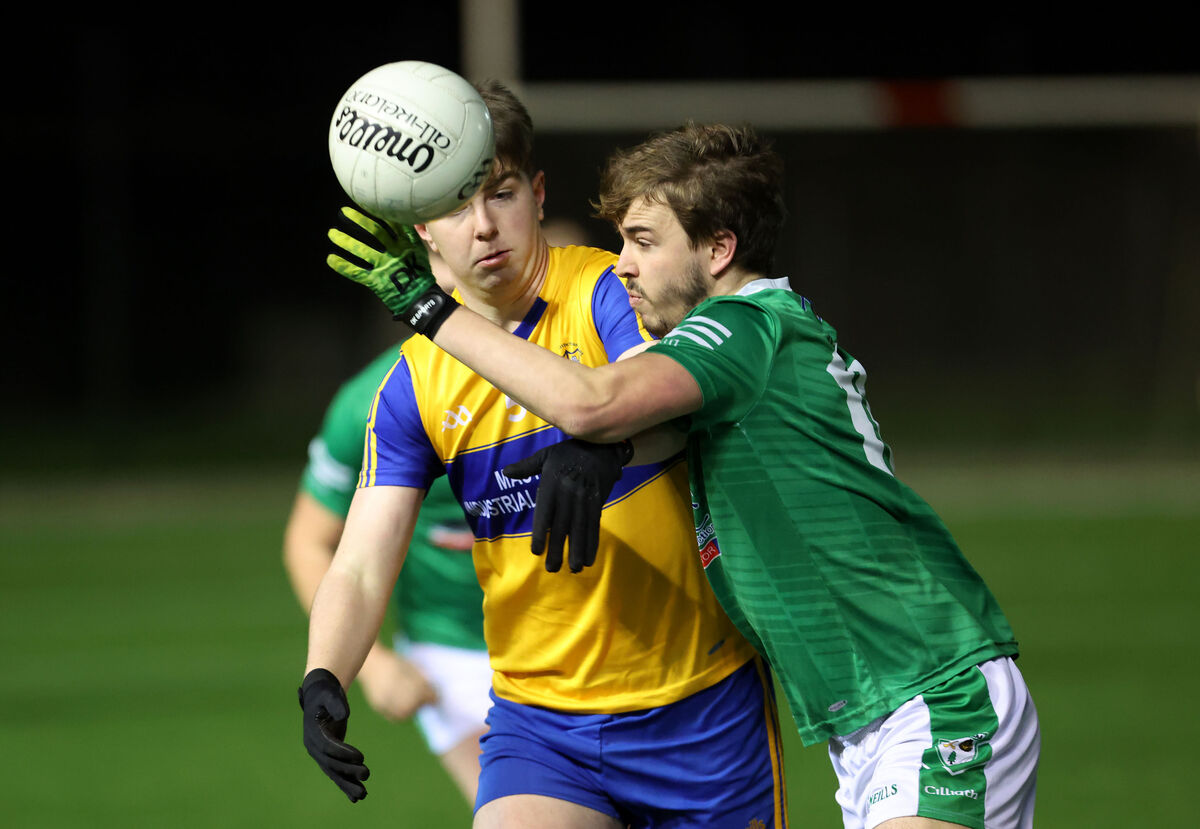  Conor Horgan, Kilmichael, tackles Eoin Brenner, Glenbower Rovers. Picture: Jim Coughlan.