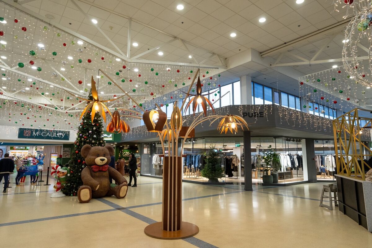 A view of the mall at Douglas Court Shopping Centre, with a giant teddy bear by the Christmas tree. Pictures: Chani Anderson A view of the mall at Douglas Court Shopping Centre, with a giant teddy bear by the Christmas tree. Pictures: Chani Anderson