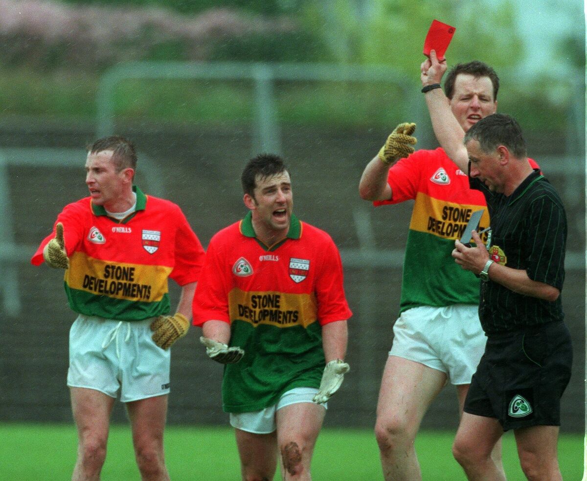 Niall Barretti issues a red card during the 1999 Leinster SFC game between Carlow and Westmeath. Picture: Inpho/Lorraine O'Sullivan Niall Barretti issues a red card during the 1999 Leinster SFC game between Carlow and Westmeath. Picture: Inpho/Lorraine O'Sullivan