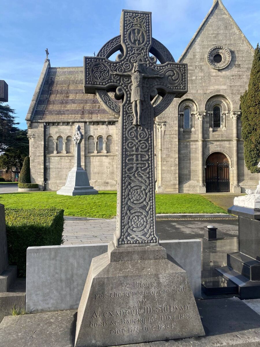 Graveside of A.M Sullivan beside the Mortuary Chapel in Glasnevin. Graveside of A.M Sullivan beside the Mortuary Chapel in Glasnevin.
