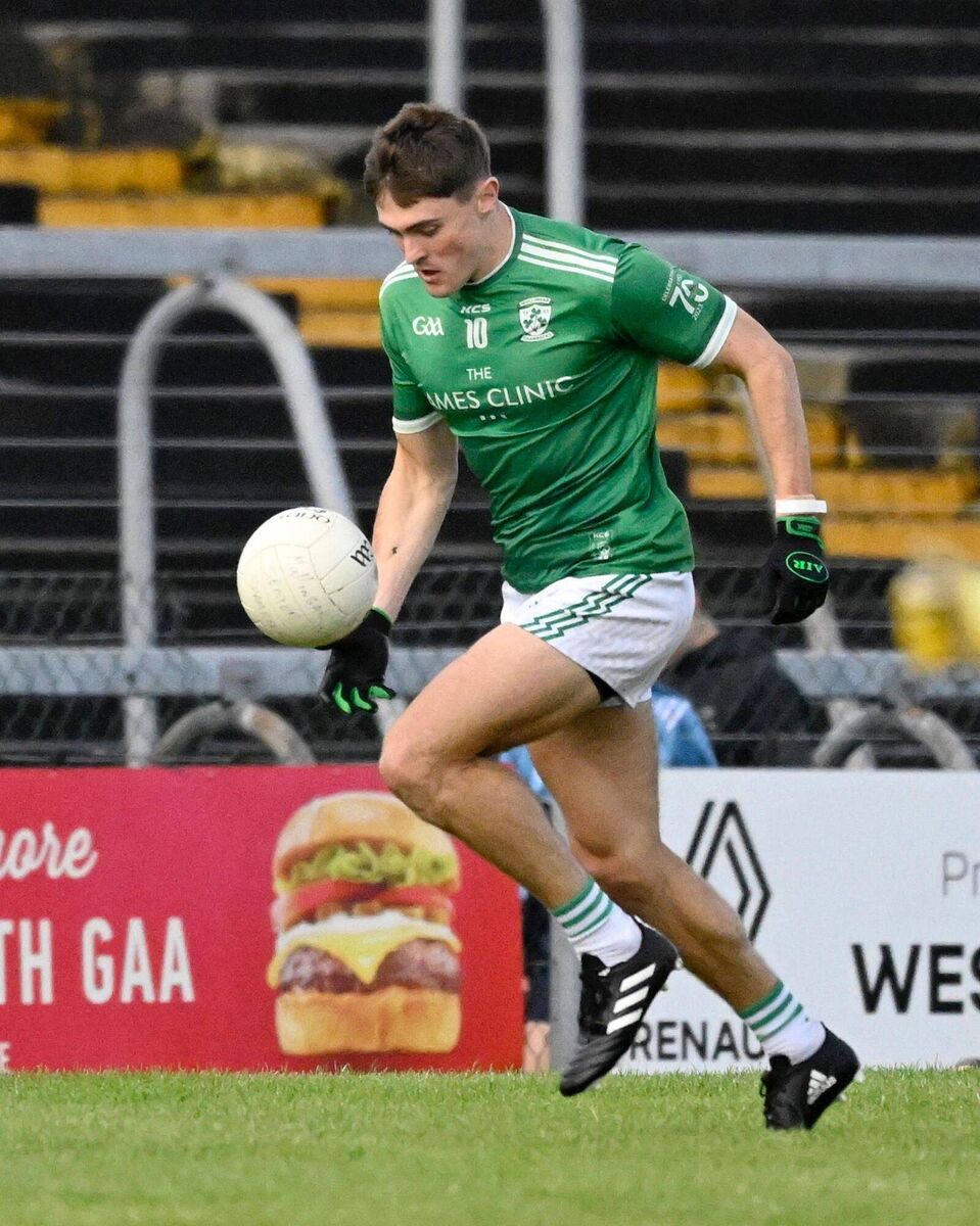 Brian Guerin on the move for Mullingar Shamrocks last year. Brian Guerin on the move for Mullingar Shamrocks last year.