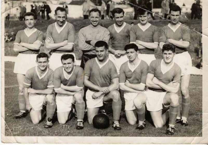 Cork Hibs 1962: Liam O'Flynn, Tommy Hamilton, Sean O'Brien, Dan McAffrey, Pat Goggin, Jack Morley. Front: Tony O'Brien, Jerry Lane, Tony Allen, Donie Wallace, Pat O'Callaghan.