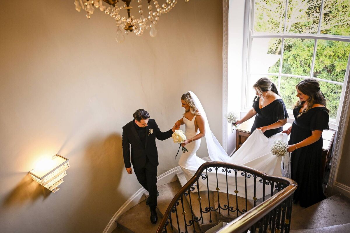 Liz and Jerry first met in 2013, but didn’t go on their first date until almost four yeats later. Liz and Jerry first met in 2013, but didn’t go on their first date until almost four yeats later.