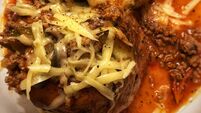 Fab weekend supper... Mighty mince stuffed flat mushrooms