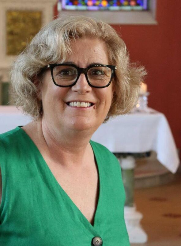 Una availed of Lorna's advice. 