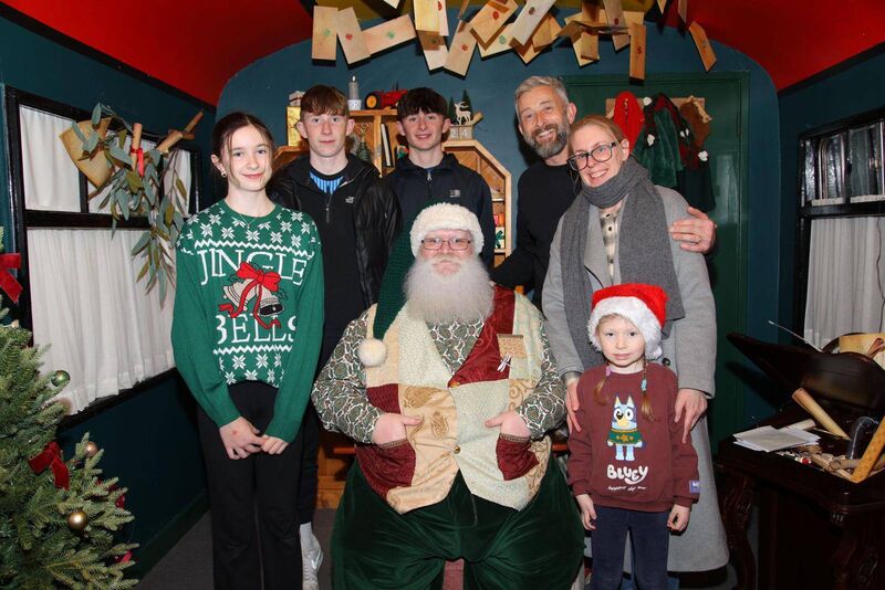 Kevin O’Donovan and Sinead Hallahan with their family and Santa Kevin O’Donovan and Sinead Hallahan with their family and Santa