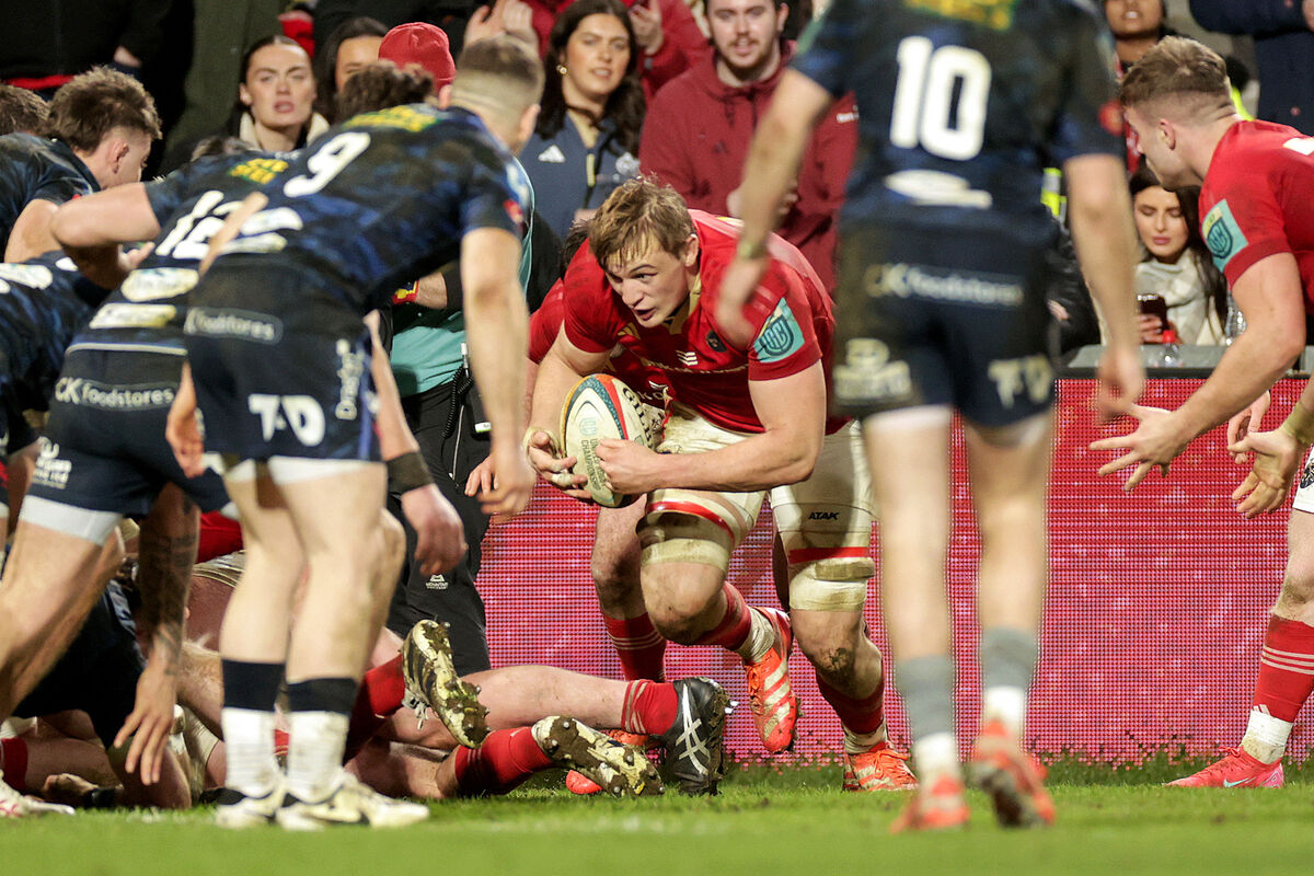 Munster's Gavin Coombes scores a try against Scarlets. Picture: INPHO/Laszlo Geczo