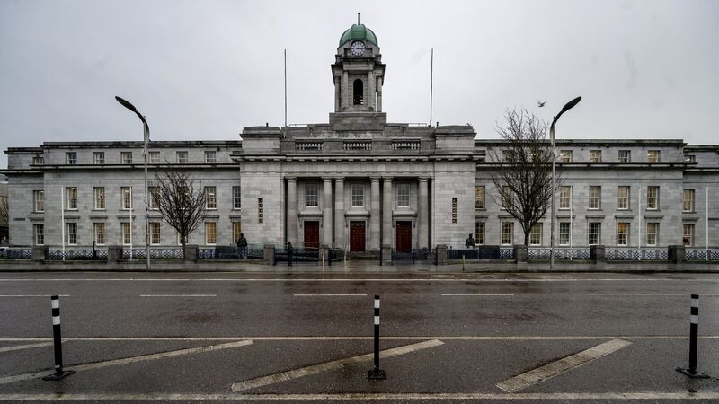 ‘Too many barriers’ preventing domestic violence victims getting social housing, say Cork councillors ‘Too many barriers’ preventing domestic violence victims getting social housing, say Cork councillors