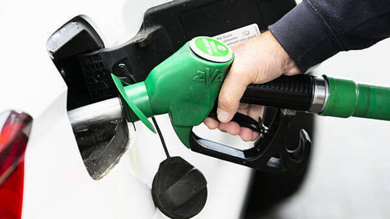 Petrol and diesel prices rise 4 cent per litre Petrol and diesel prices rise 4 cent per litre