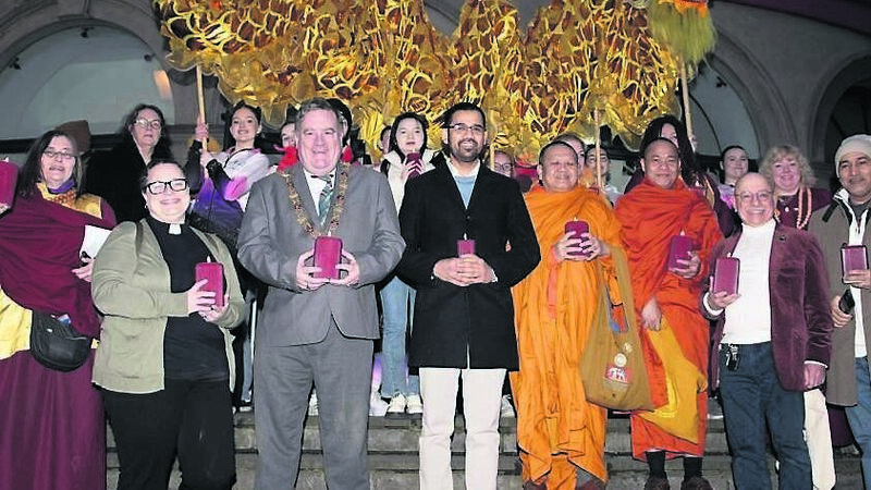 All About Cork: 1,000 candles light up Cork for the Chinese new year