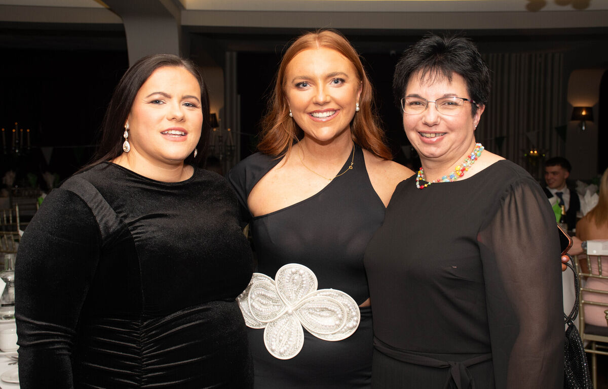 Laura Birchill. Kate Wall and Sheila Linehan seen at the recent Aghada GAA Celebration dinner in the Midleton Park Hotel. Pictiure: Howard Crowdy Laura Birchill. Kate Wall and Sheila Linehan seen at the recent Aghada GAA Celebration dinner in the Midleton Park Hotel. Pictiure: Howard Crowdy