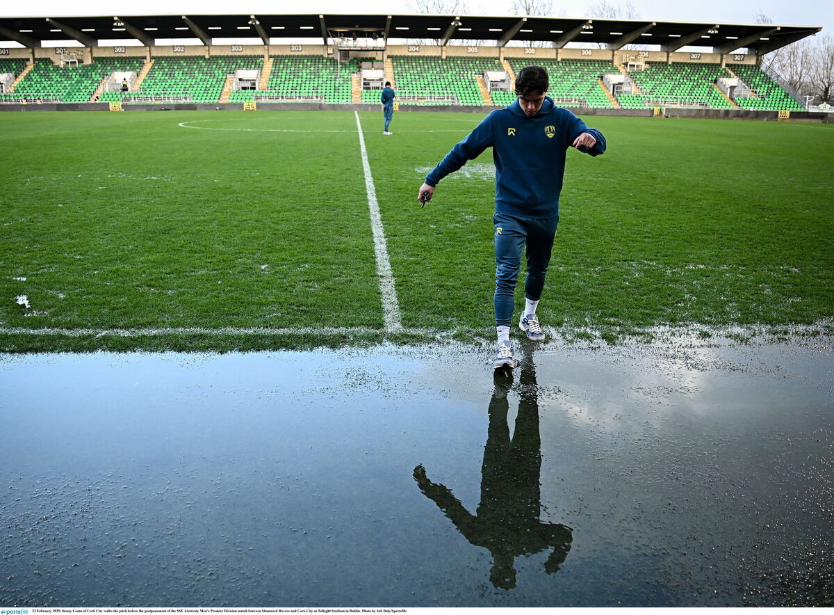Benny Couto of Cork City walks the pitch before the postponement. Picture: Seb Daly/Sportsfile