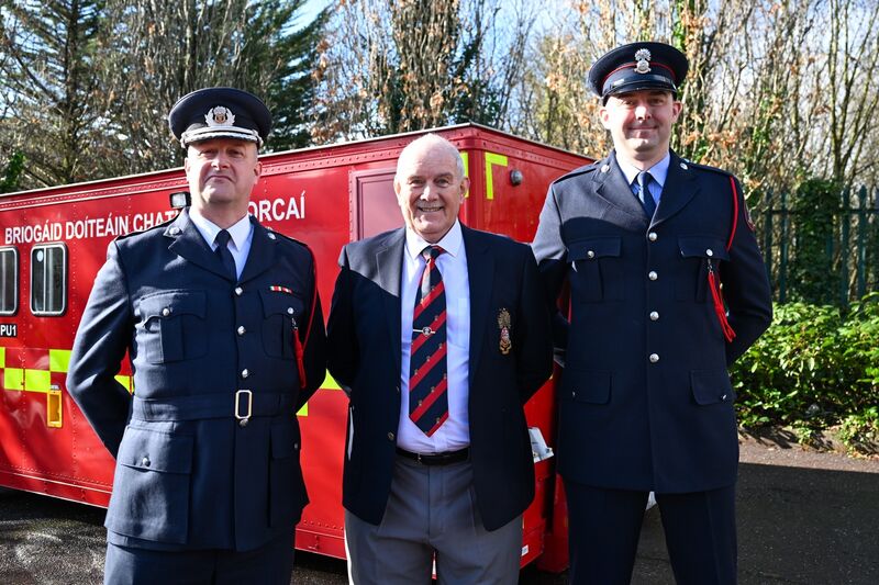 David Spillett, Chief of the Cork City Fire Brigade, pictured with his father Adrian (retired third officer after 43 years of service), and his brother Peter who was one of the recruits passing out at the ceremony at Ballincollig Fire Station. Picture Chani Anderson