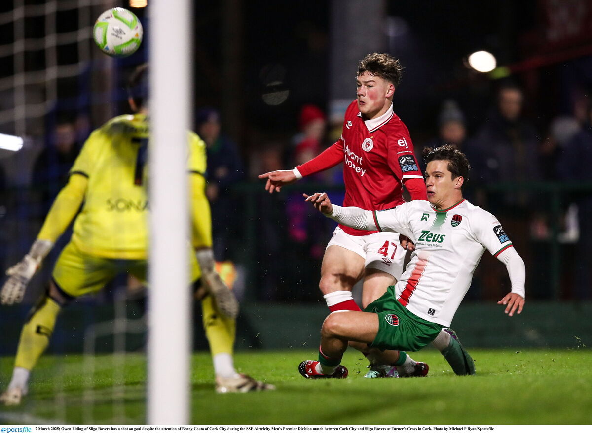 Owen Elding of Sligo Rovers has a shot on goal despite the attention of Benny Couto of Cork City. Picture: Michael P Ryan/Sportsfile
