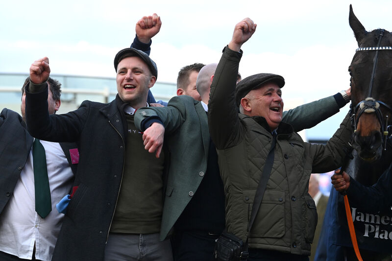 Connections of Wonderwall celebrate after winning for trainer Sam Curling. Picture: Healy Racing.