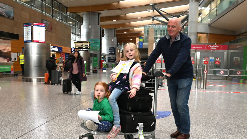 Cork passengers travelling to or from Heathrow on Saturday told ‘contact airlines for advice’ Cork passengers travelling to or from Heathrow on Saturday told ‘contact airlines for advice’