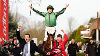 Ladbrokes Christmas Festival - Day One - Kempton Park