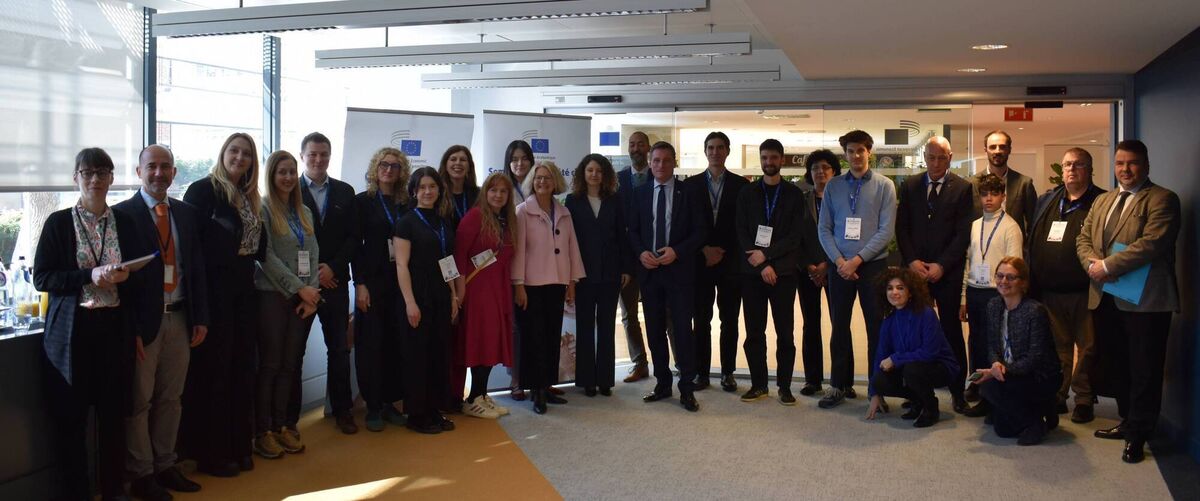 Journalists from across the EU, including Echo reporter Concubhar Ó Liatháin, were invited to attend and report on the proceedings of Civil Society week in Brussels recently. They are here pictured with EESC President Oliver Röpke and Vice-President for Communication Laurenţiu Plosceanu in the Communications Suite of the Jacques Delors Building in Brussels. Journalists from across the EU, including Echo reporter Concubhar Ó Liatháin, were invited to attend and report on the proceedings of Civil Society week in Brussels recently. They are here pictured with EESC President Oliver Röpke and Vice-President for Communication Laurenţiu Plosceanu in the Communications Suite of the Jacques Delors Building in Brussels.