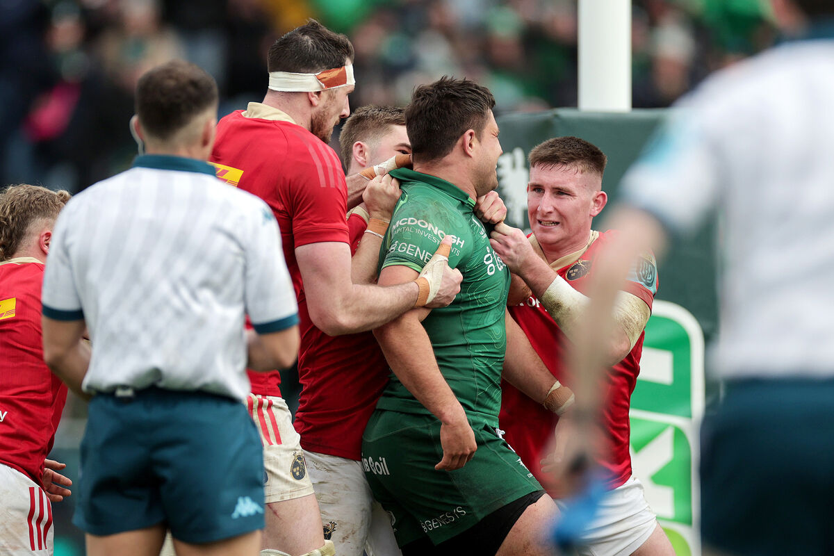 Tempers flare between the sides. Picture: INPHO/Laszlo Geczo Tempers flare between the sides. Picture: INPHO/Laszlo Geczo