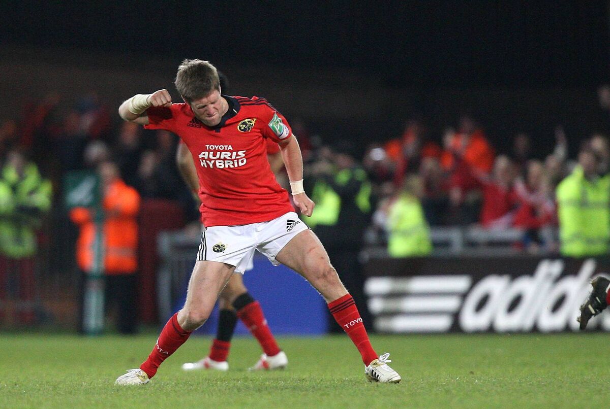 Heineken Cup, Thomond Park, Limerick 12/11/2011 Munster Ronan O'Gara celebrates a drop goal in the last second to win the game Mandatory Credit ¬©INPHO/Ryan Byrne