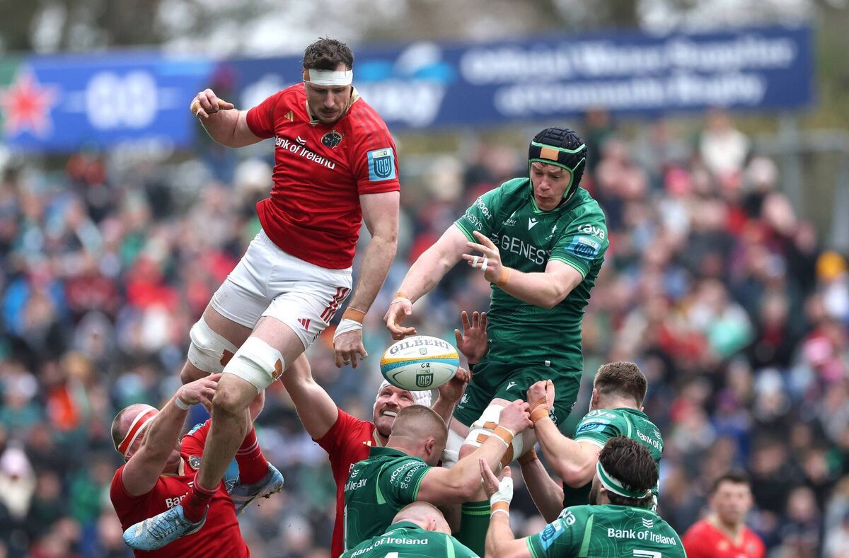 Munster's Tom Ahern and Connacht's Darragh Murray compete for a lineout. Picture: INPHO/James Crombie Munster's Tom Ahern and Connacht's Darragh Murray compete for a lineout. Picture: INPHO/James Crombie
