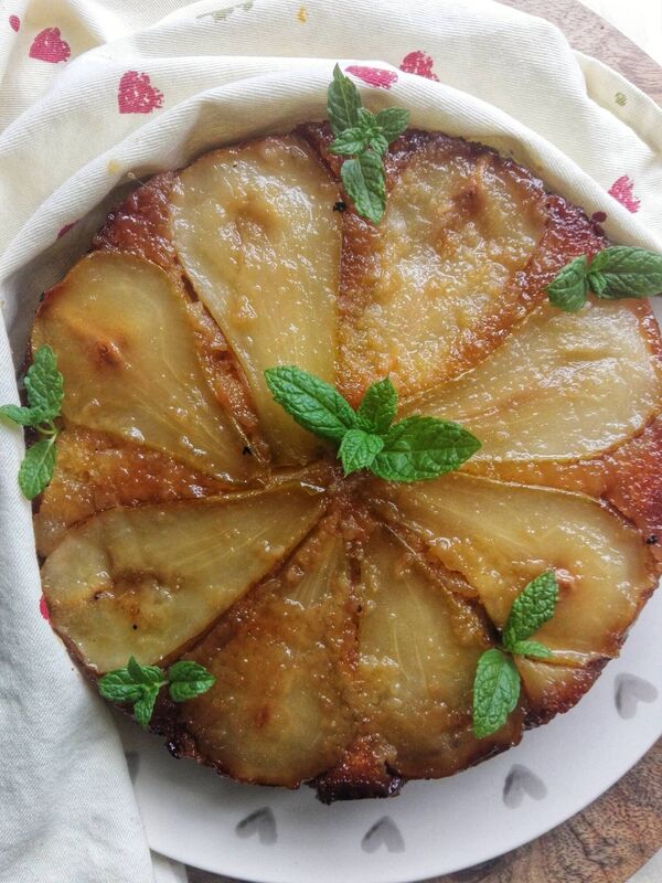 Is it a cake or is it a pud? Di says if you eat it warm from the oven with custard it is a pudding. Is it a cake or is it a pud? Di says if you eat it warm from the oven with custard it is a pudding.