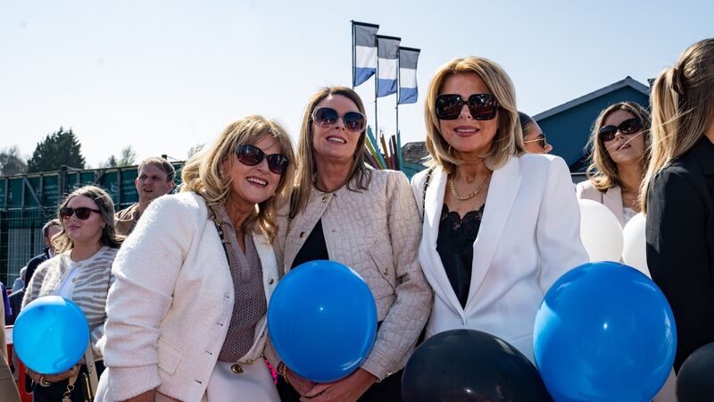 A perfect day in Riverstown as hundreds attend unveiling of Teddy McCarthy statue A perfect day in Riverstown as hundreds attend unveiling of Teddy McCarthy statue