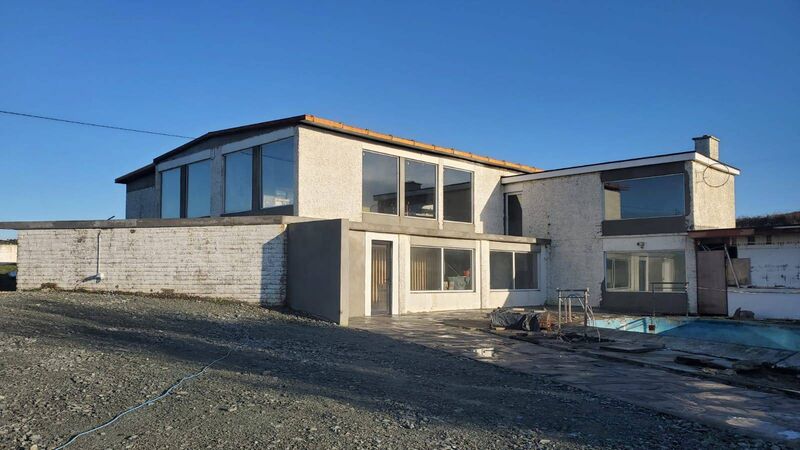 BEFORE: The hotel at the beginning of the project. 